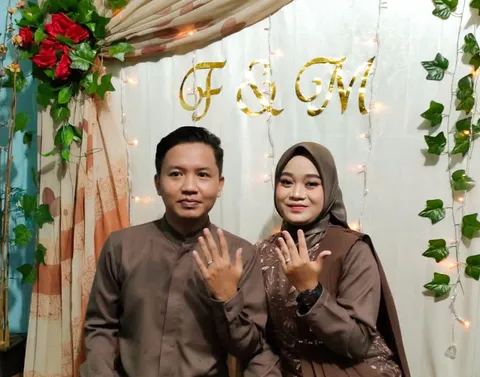 Foto sampul undangan Syafii & Fatma