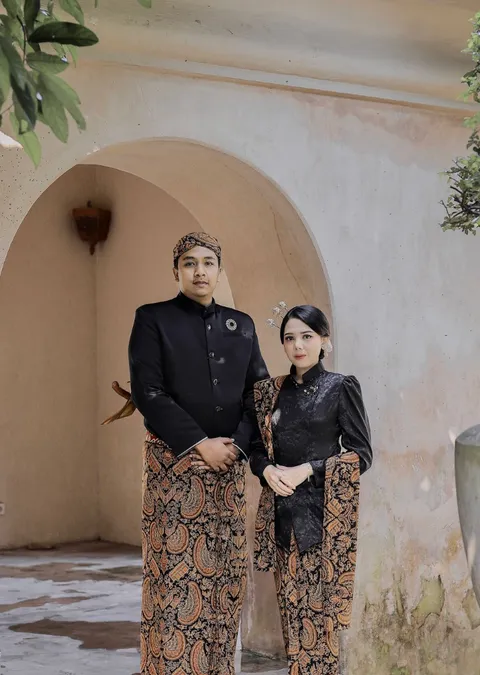 Foto sampul undangan Faya & David