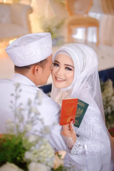 Foto sampul undangan Siska Nur Aini & Rofiki Fahim