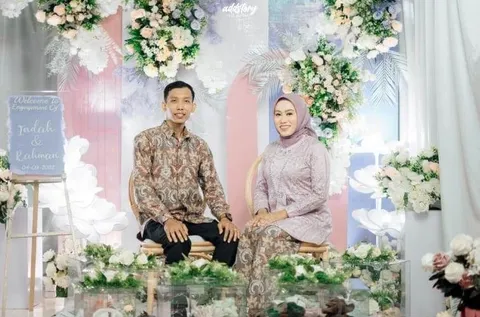 Foto sampul undangan Rahman & Indah