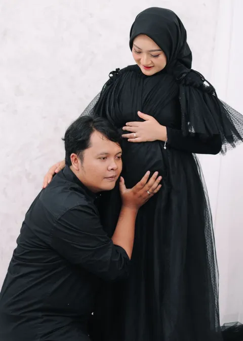 Foto sampul undangan Faiz & Putri
