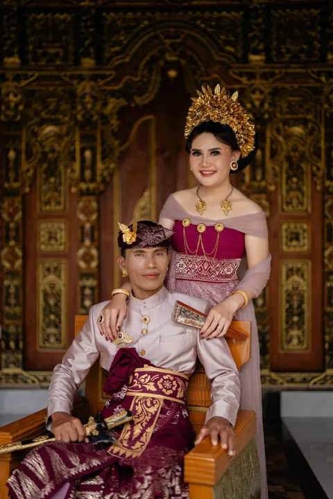 Foto sampul undangan Maria & Arianto