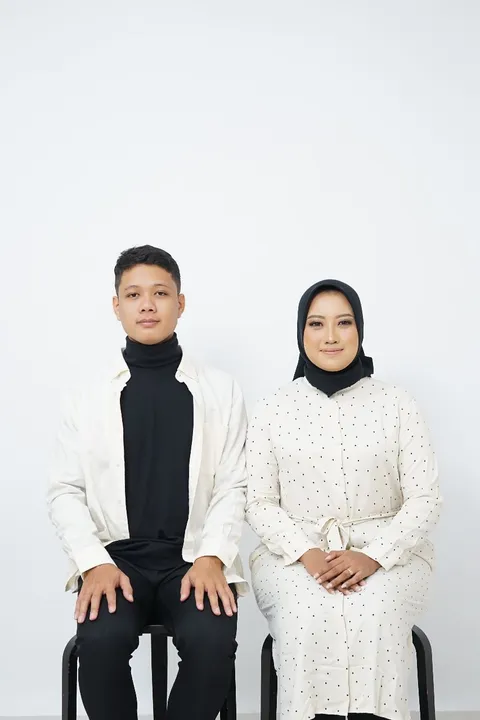 Foto sampul undangan Tataq & Mita