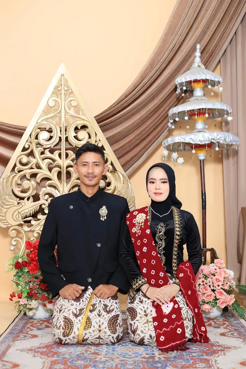 Foto sampul undangan Mohamad Aldiriyan Purwanto & Vika Nur Laily