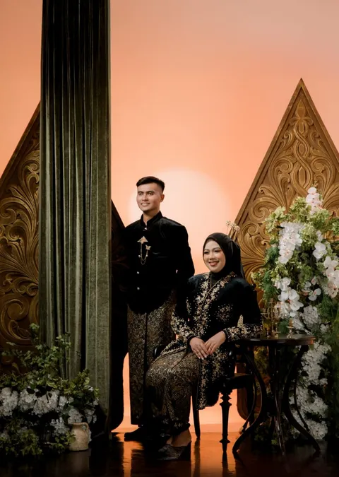 Foto sampul undangan Shinta & Bayu