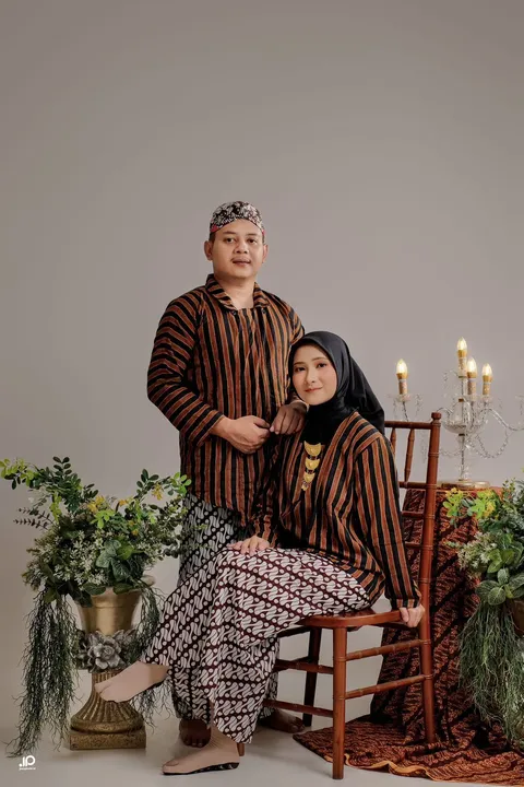 Foto sampul undangan Ih & Mm
