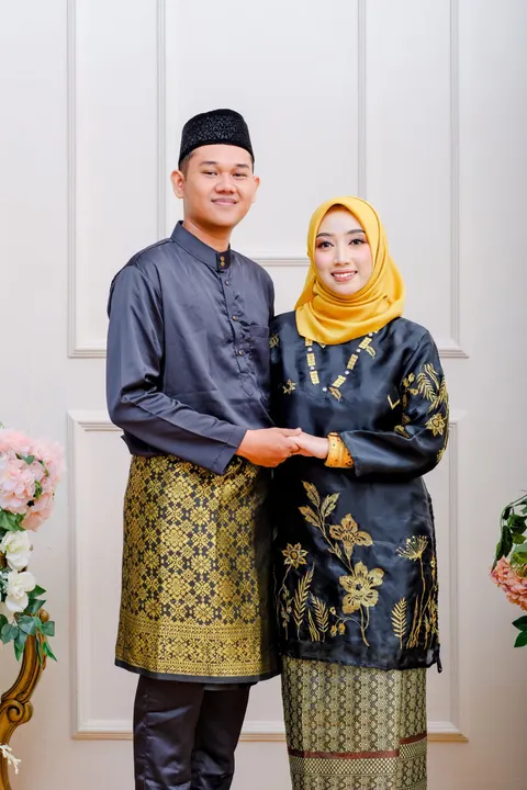 Foto sampul undangan Nurlina Sari & Muhamad Rizski Jauhari