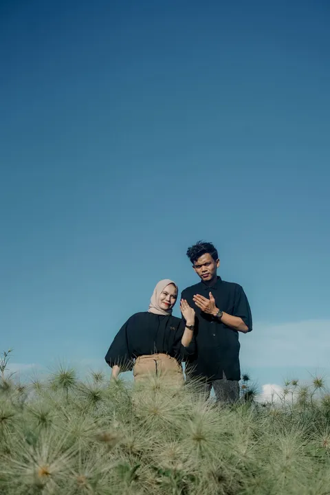 Foto sampul undangan Ayyung & Mila