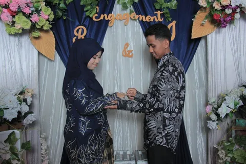 Foto sampul undangan Rahmani & Ilham