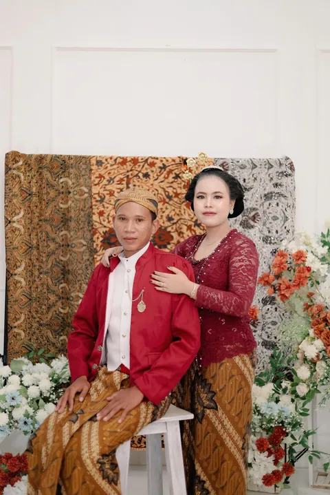 Foto sampul undangan Lulu & Rudi