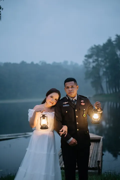 Foto sampul undangan Diana & Andris