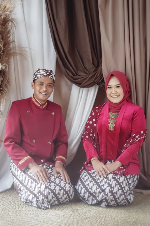 Foto sampul undangan Nila & Karina