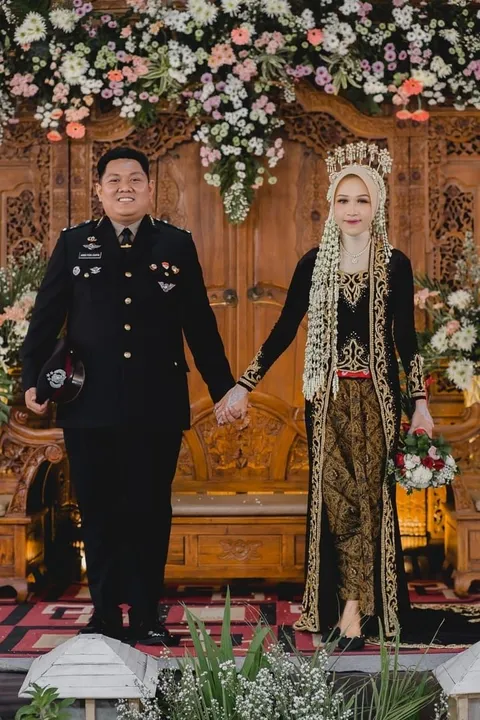 Foto sampul undangan Arum & Fida