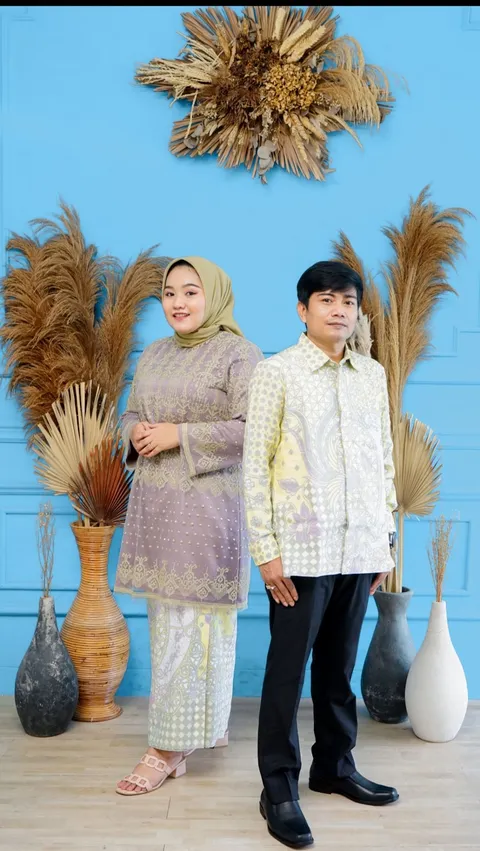 Foto sampul undangan Muslim & Disa
