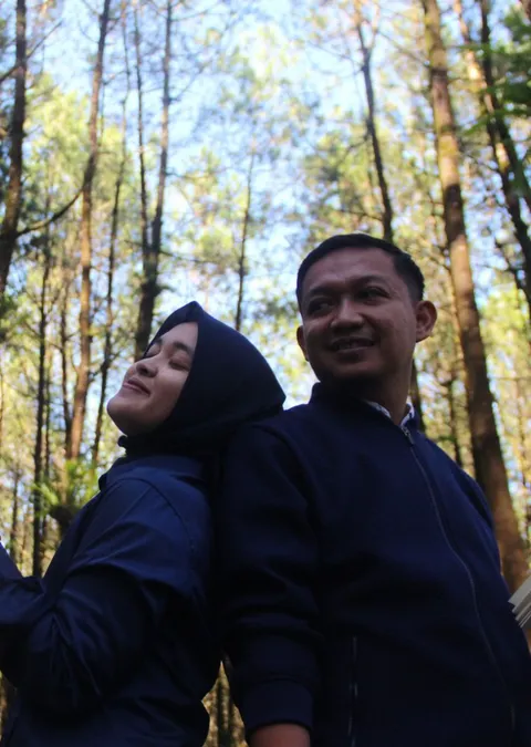 Foto sampul undangan Ayuni & Awan