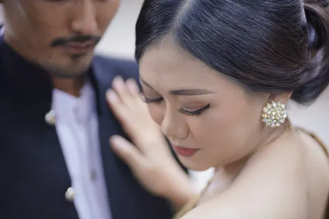 Foto sampul undangan Aang & Intan