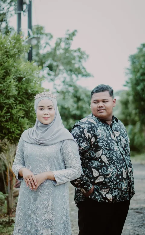 Foto sampul undangan Bainah & Azis