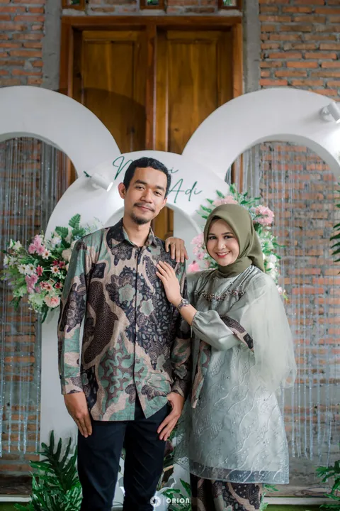 Foto sampul undangan Adi & Meivi