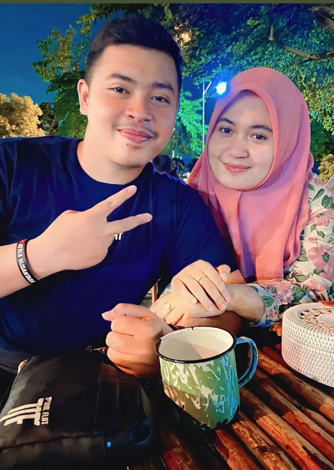 Foto sampul undangan Elvira & Yanuar
