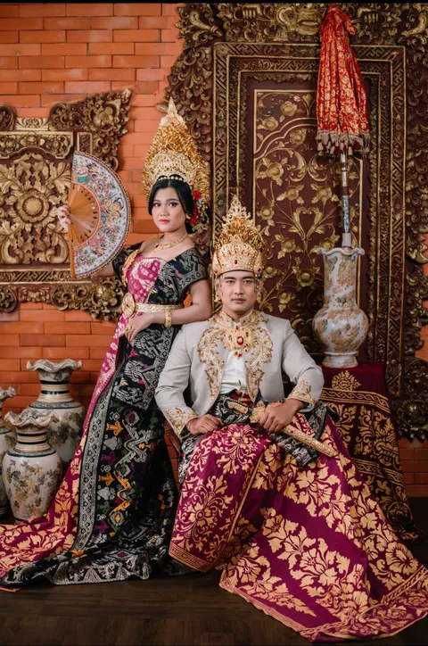Foto sampul undangan Eni & Dewa