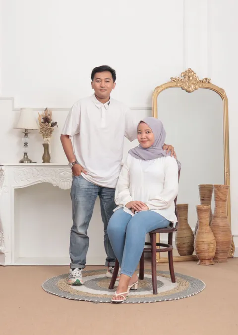 Foto sampul undangan Desti & Dera