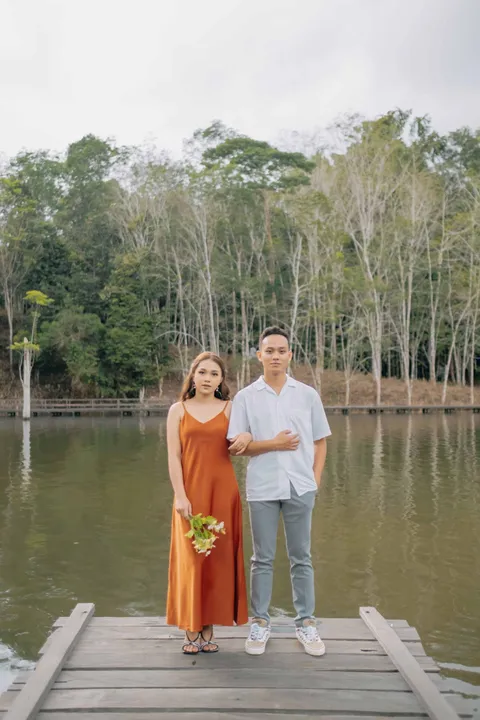 Foto sampul undangan Veni Alvionita & Andre Hamnisa
