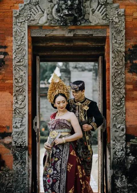 Foto sampul undangan Juma & Vera
