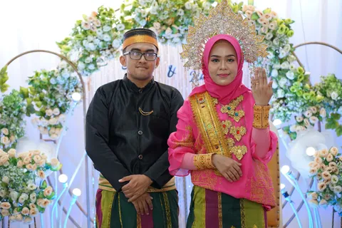 Foto sampul undangan Sukma & Iskandar