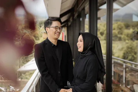 Foto sampul undangan Raka Fajar Salinggih & Eri Sulistiati