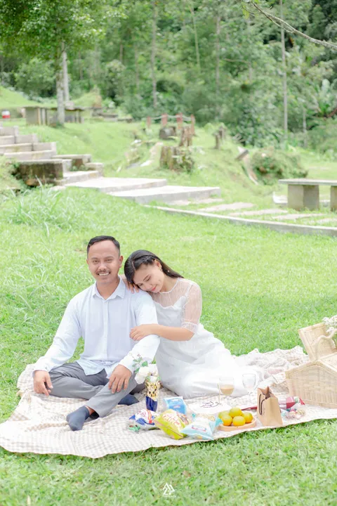 Foto sampul undangan Risco & Silvi