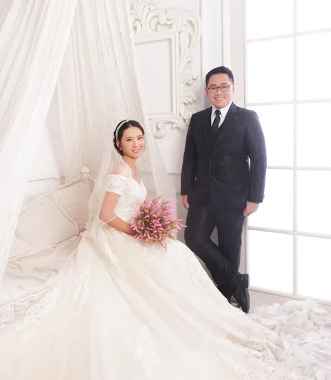 Foto sampul undangan Vivi & Marchel