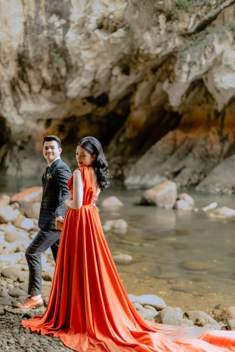 Foto sampul undangan Nancy & Yogi