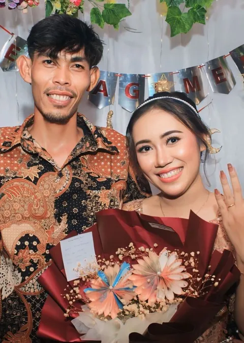 Foto sampul undangan Angel & Rio