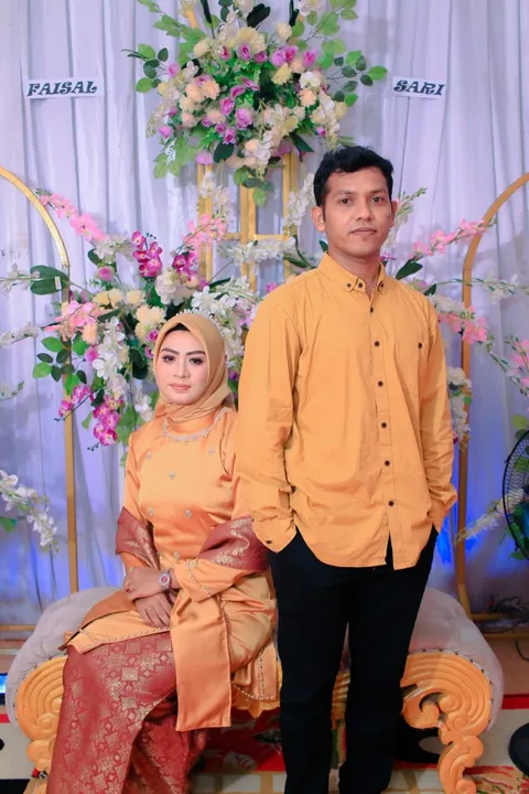 Foto sampul undangan Faisal & Novi