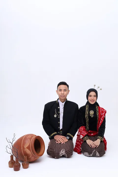 Foto sampul undangan Shilfi & Andri