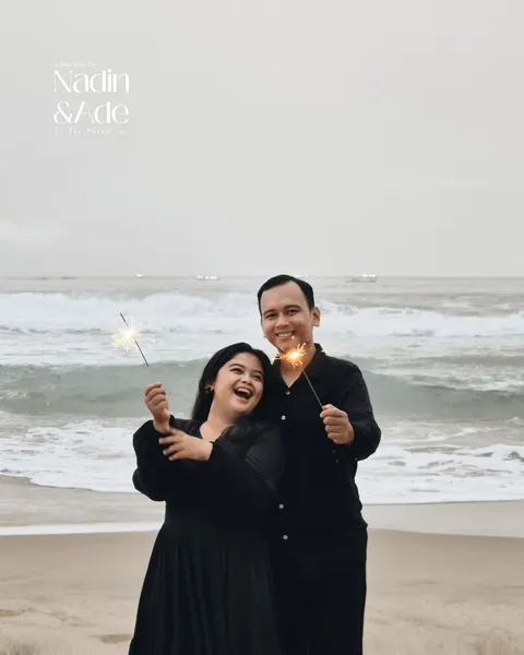 Foto sampul undangan Nadin & Ade
