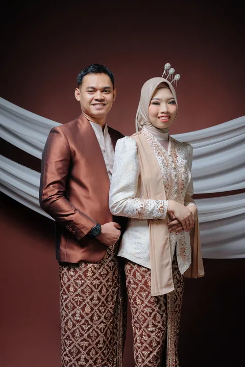Foto sampul undangan Clarissa & Puput