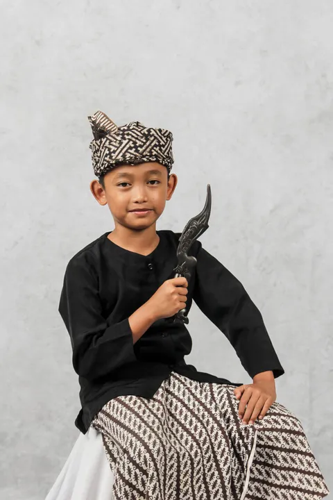 Foto sampul undangan Khitanan Khaeruzaman