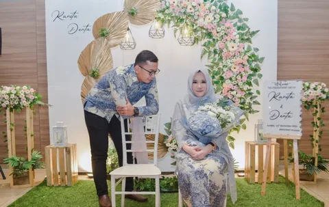 Foto sampul undangan Denta & Ranita