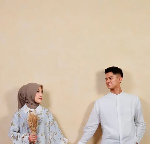 Foto sampul undangan Luthfy & Novi
