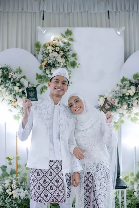 Foto sampul undangan Echa & Iki