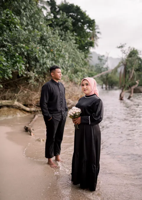Foto sampul undangan Idham & Rini