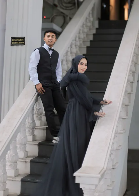 Foto sampul undangan Putri & Ariz
