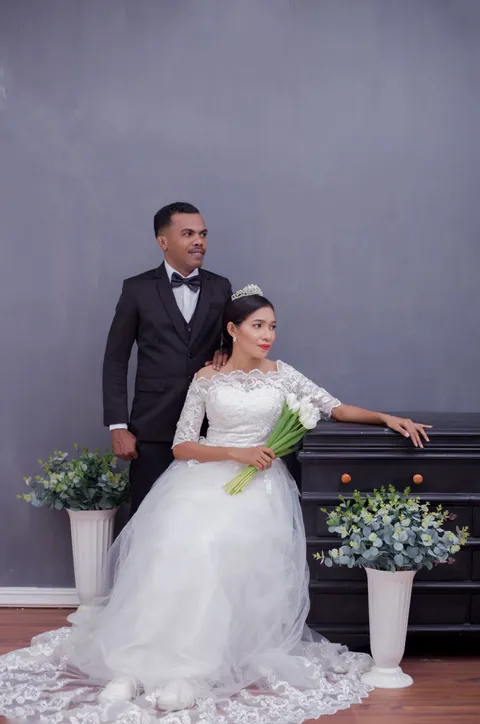 Foto sampul undangan Linda & Man