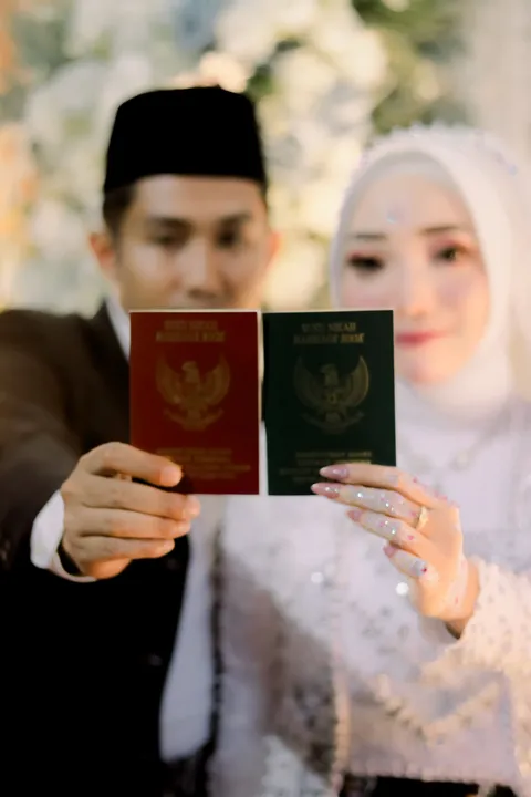 Foto sampul undangan Hendi & Rina