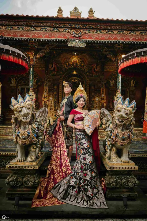 Foto sampul undangan Ratna & Edy