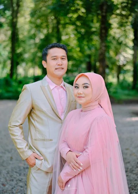 Foto sampul undangan Widi Ariliandi & Nenden Setiawati