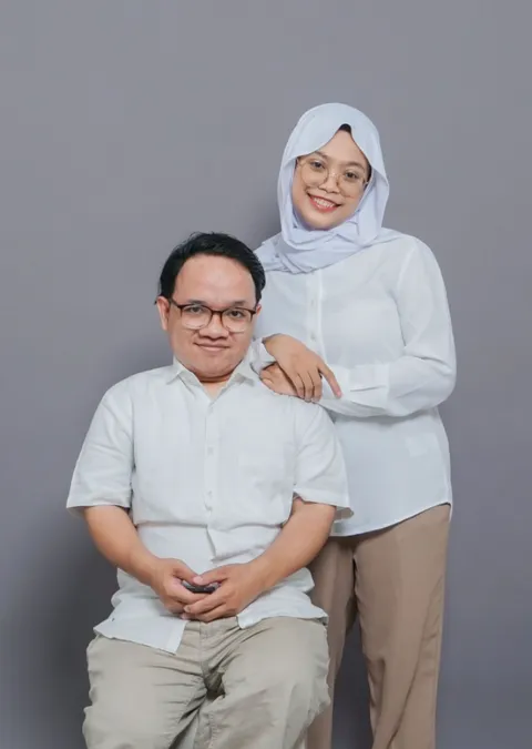 Foto sampul undangan Adi & Dyah