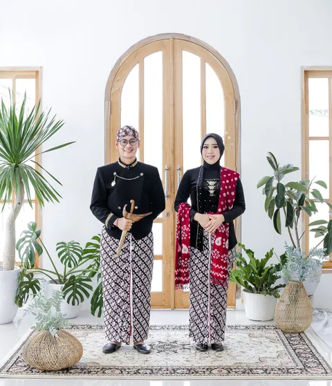 Foto sampul undangan Analia & Aldo
