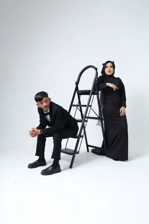 Foto sampul undangan Olip & Bonek